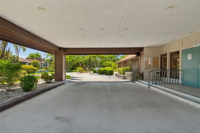 6067 FAIRWAY LANE 1413, Bradenton, FL 34210