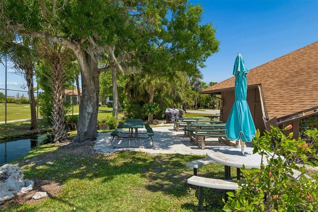 6067 FAIRWAY LANE 1413, Bradenton, FL 34210