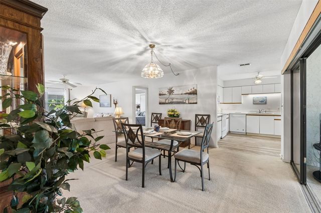 6067 FAIRWAY LANE 1413, Bradenton, FL 34210