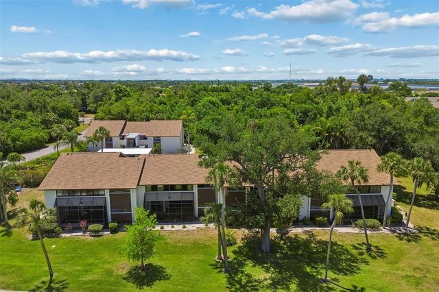 6067 FAIRWAY LANE 1413, Bradenton, FL 34210