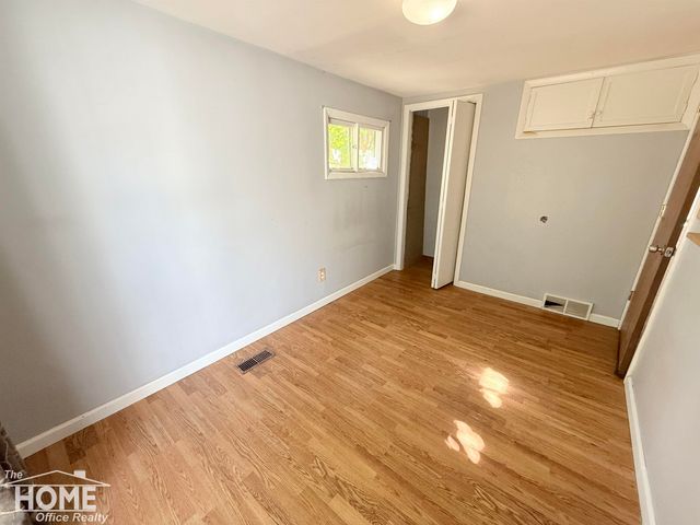 755 Woodlawn Avenue, Owosso, MI 48867