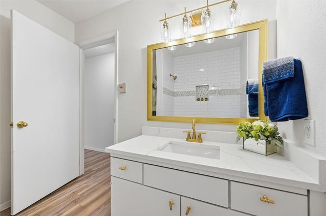 424 Westview Terrace, Arlington, TX 76013