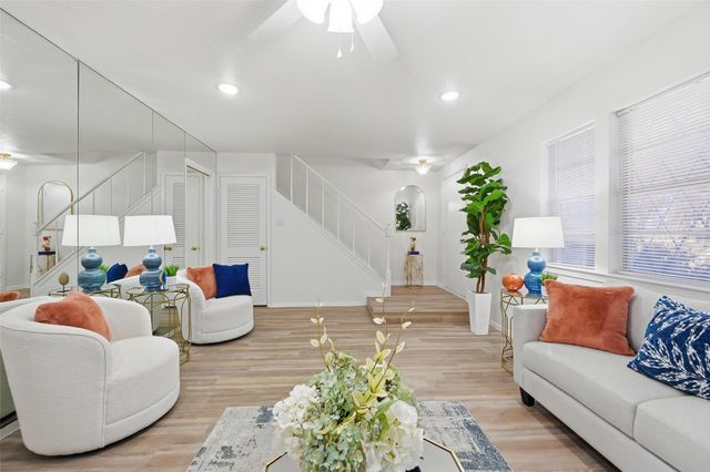 424 Westview Terrace, Arlington, TX 76013