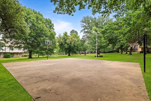 424 Westview Terrace, Arlington, TX 76013