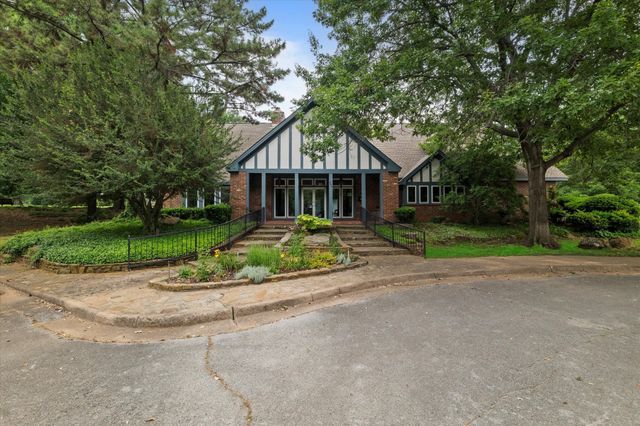 424 Westview Terrace, Arlington, TX 76013