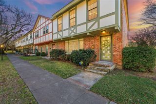 424 Westview Terrace, Arlington, TX 76013