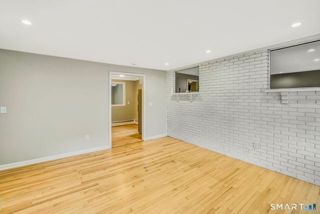 71 Devonwood Drive, Waterbury, CT 06708