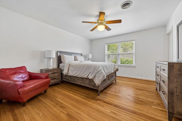 3014 Castlewood Street, Houston, TX 77025