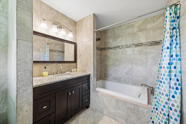 3014 Castlewood Street, Houston, TX 77025