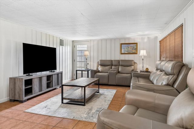 3014 Castlewood Street, Houston, TX 77025