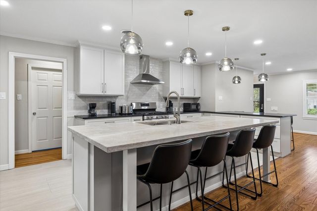 3014 Castlewood Street, Houston, TX 77025