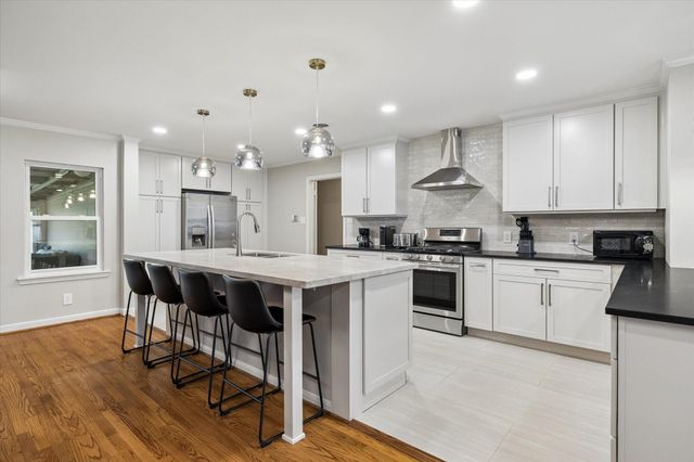 3014 Castlewood Street, Houston, TX 77025