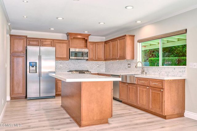 855 Triunfo Canyon Road, Westlake Village, CA 91361