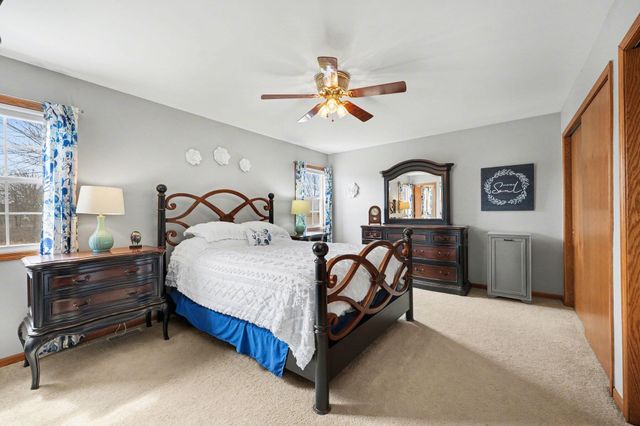 48 Summerhill Drive, Dyer, IN 46311