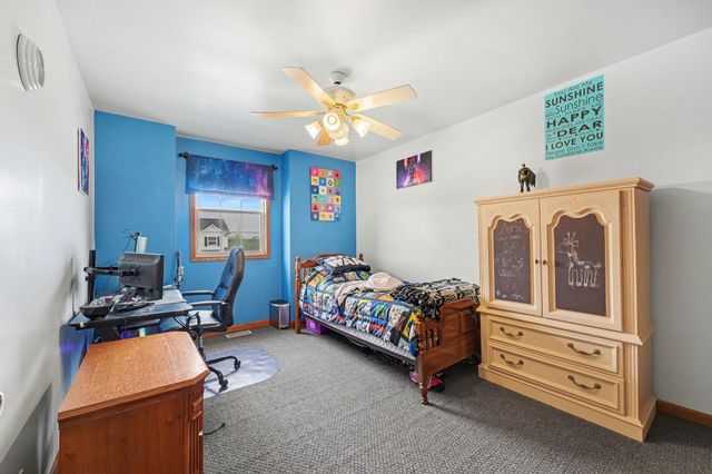 48 Summerhill Drive, Dyer, IN 46311