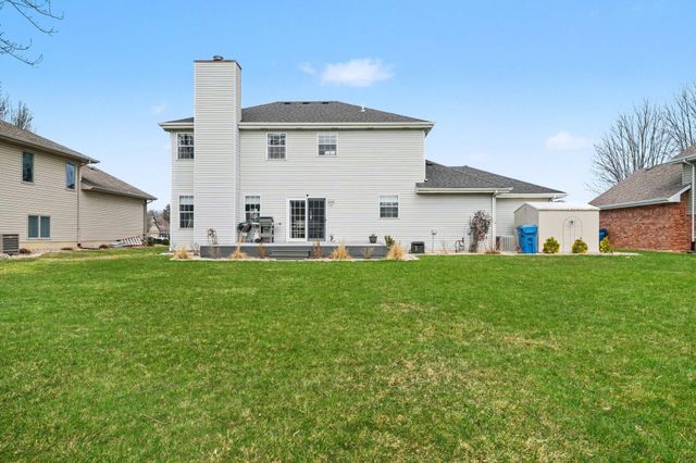 48 Summerhill Drive, Dyer, IN 46311