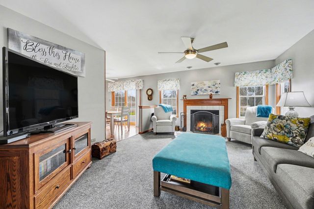 48 Summerhill Drive, Dyer, IN 46311