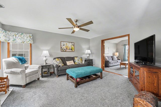 48 Summerhill Drive, Dyer, IN 46311