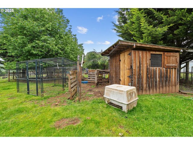 39035 Se PORTER Rd, Estacada, OR 97023