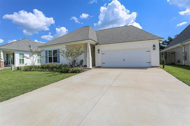 2305 Camelia Nicole Drive, Lake Charles, LA 70605