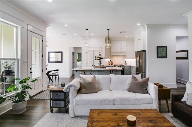 2305 Camelia Nicole Drive, Lake Charles, LA 70605