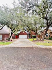 6622 Shady Bend, San Antonio, TX 78256