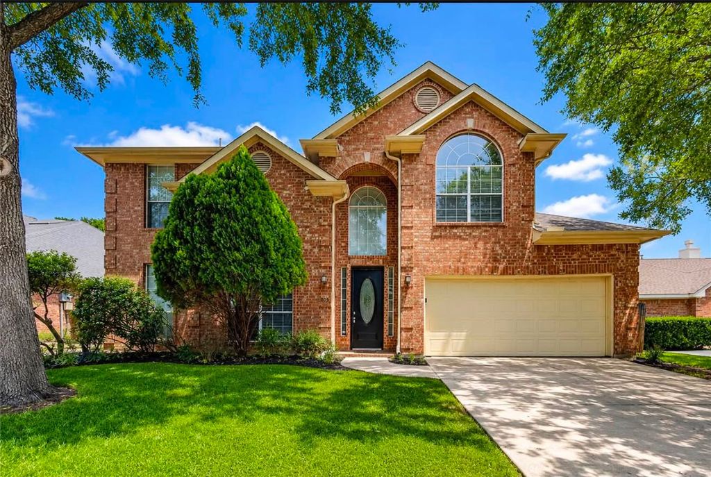 805 Sierra Lane, Flower Mound, TX 75028