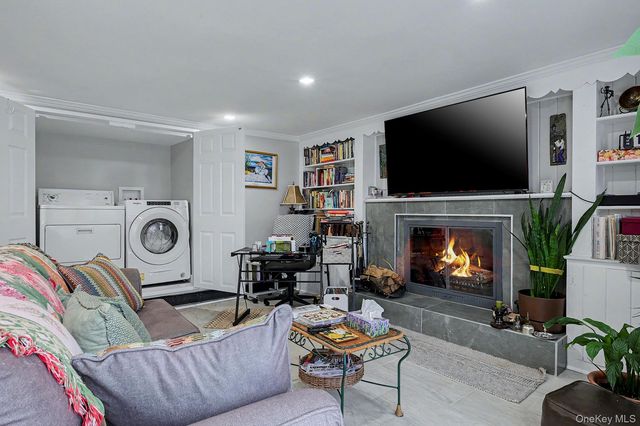 24 Cedar Road, Westbury, NY 11590