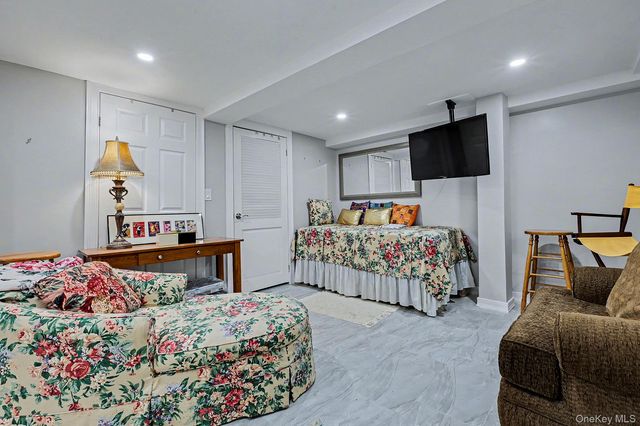 24 Cedar Road, Westbury, NY 11590