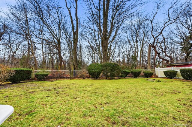 24 Cedar Road, Westbury, NY 11590