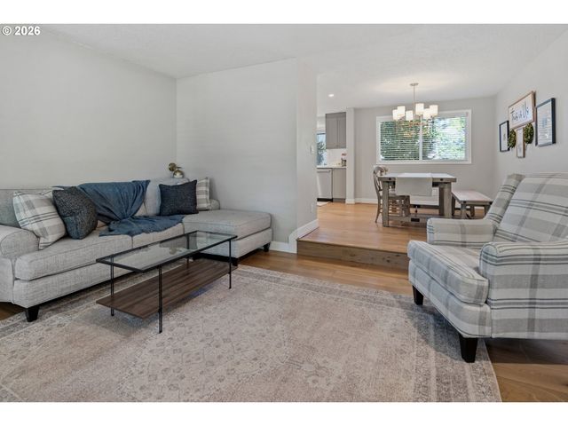 12836 Sw THUNDERHEAD Way, Beaverton, OR 97008