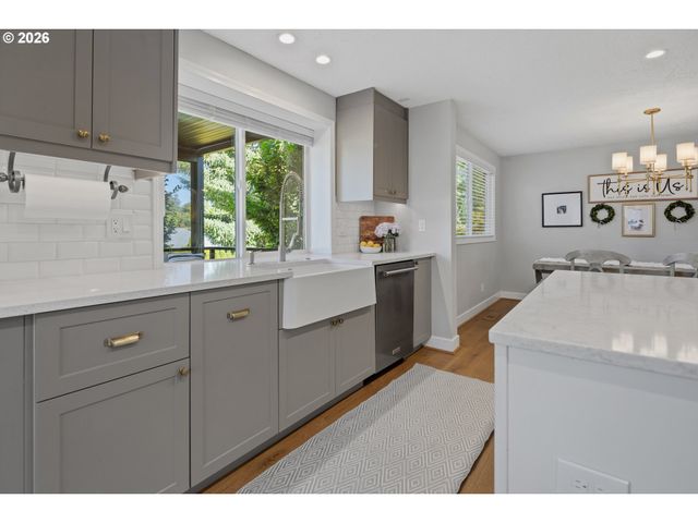 12836 Sw THUNDERHEAD Way, Beaverton, OR 97008