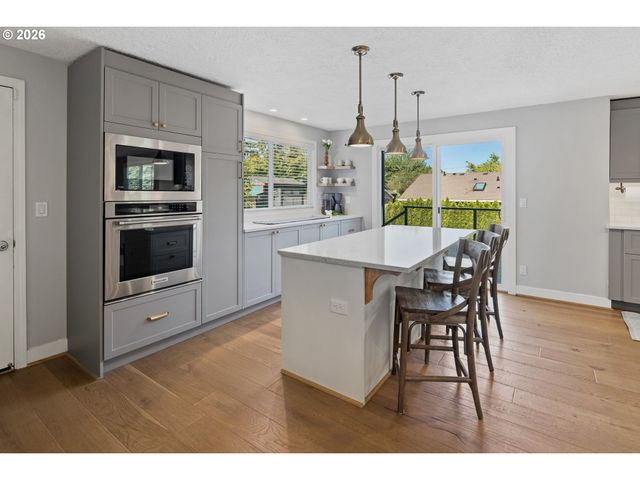 12836 Sw THUNDERHEAD Way, Beaverton, OR 97008