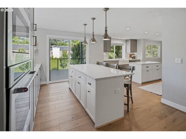 12836 Sw THUNDERHEAD Way, Beaverton, OR 97008
