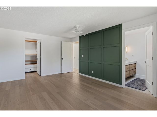 12836 Sw THUNDERHEAD Way, Beaverton, OR 97008