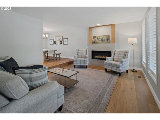 12836 Sw THUNDERHEAD Way, Beaverton, OR 97008