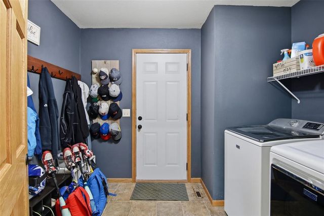 1311 Stephi Road, Eau Claire, WI 54703