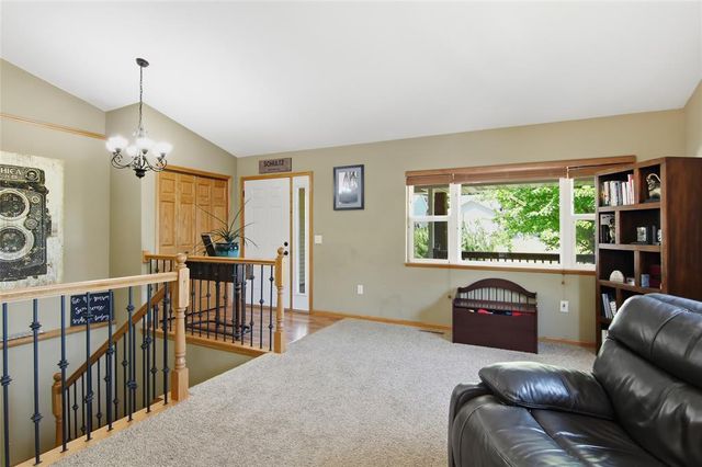 1311 Stephi Road, Eau Claire, WI 54703