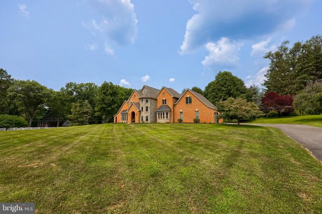1921 MILLERSVILLE PIKE, Lancaster, PA 17603