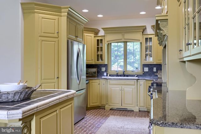 1921 MILLERSVILLE PIKE, Lancaster, PA 17603