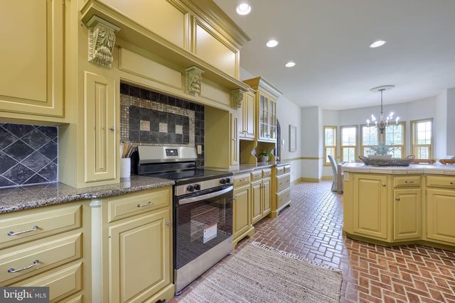 1921 MILLERSVILLE PIKE, Lancaster, PA 17603