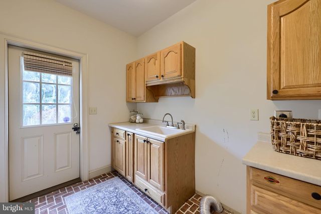 1921 MILLERSVILLE PIKE, Lancaster, PA 17603