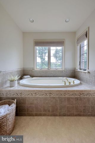 1921 MILLERSVILLE PIKE, Lancaster, PA 17603