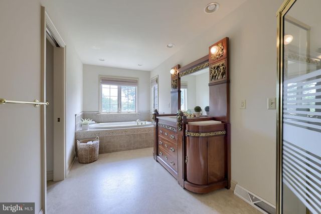 1921 MILLERSVILLE PIKE, Lancaster, PA 17603