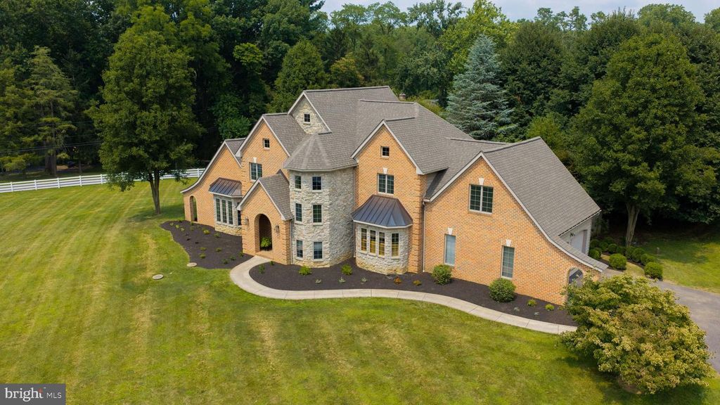 1921 MILLERSVILLE PIKE, Lancaster, PA 17603