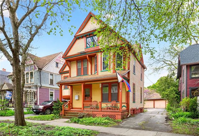 216 Linden St, Rochester, NY 14620