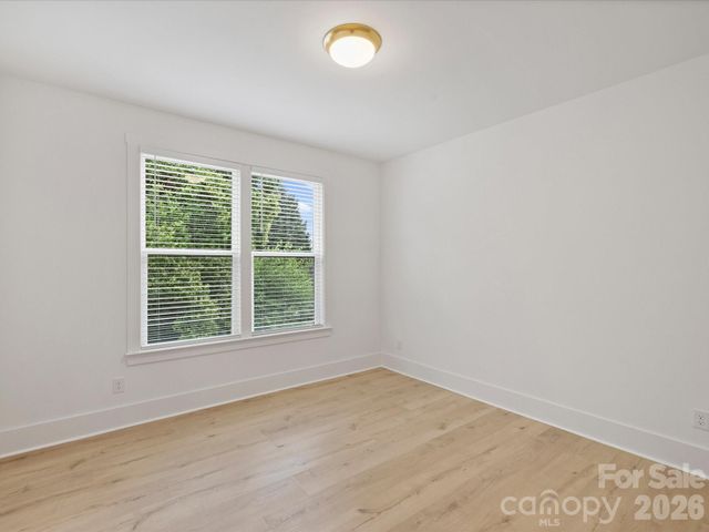 1125 E 35th Street, Charlotte, NC 28205