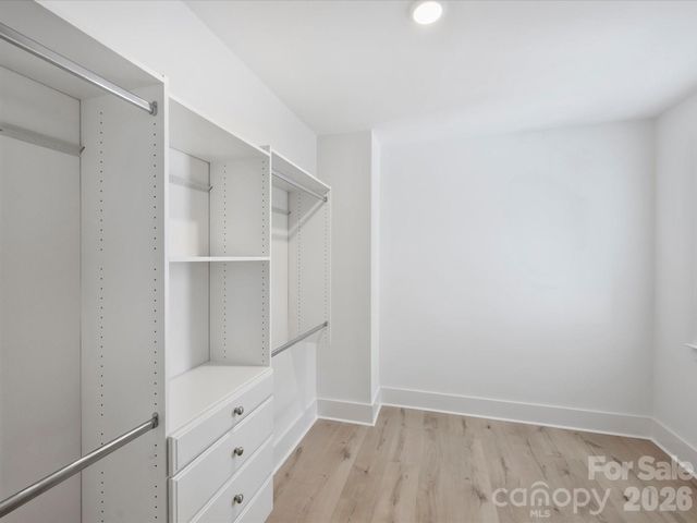 1125 E 35th Street, Charlotte, NC 28205