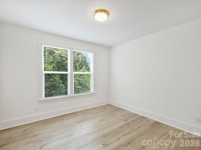 1125 E 35th Street, Charlotte, NC 28205