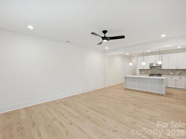 1125 E 35th Street, Charlotte, NC 28205